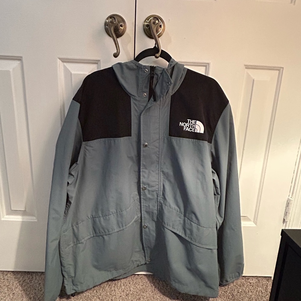 The North Face Men's Black and Gray Jacket